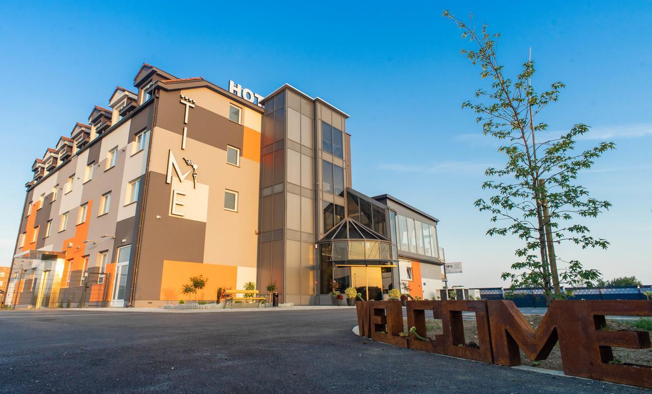 Hotel Time Velika Gorica Eksteriør bilde