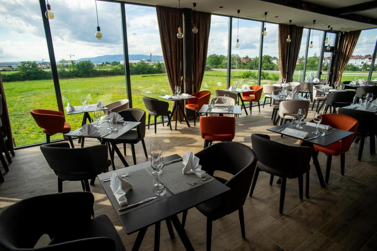 Hotel Time Velika Gorica Eksteriør bilde